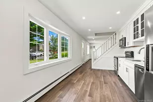 26 Birch Ln, Levittown, NY 11756 - Photo 6