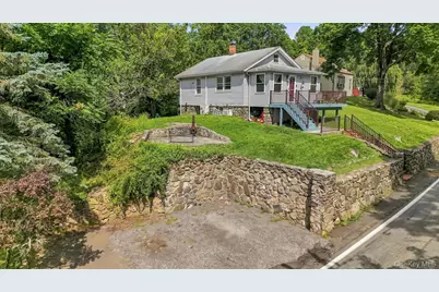 39 Buckberg Mountain Road, Tomkins Cove, NY 10986 - Photo 2