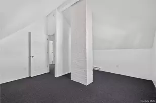 17 Berry Ln, Hicksville, NY 11801 - Photo 26