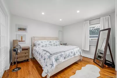 1055 Jefferson Street, Baldwin, NY 11510 - Photo 8