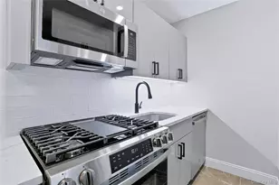 221 Kearsing Pkwy, Monsey, NY 10952 - Photo 8