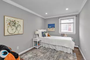 520 Kirkman Ave, Elmont, NY 11003 - Photo 12