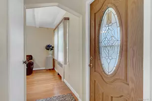 411 New Hyde Park Rd, New Hyde Park, NY 11040 - Photo 10
