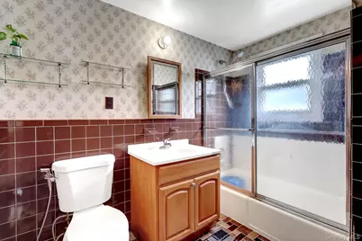 411 New Hyde Park Road, New Hyde Park, NY 11040 - Photo 26