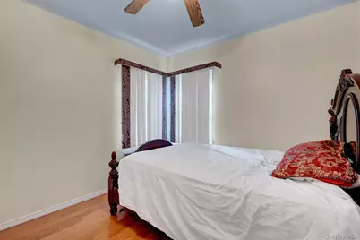 411 New Hyde Park Road, New Hyde Park, NY 11040 - Photo 14