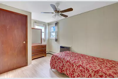 411 New Hyde Park Road, New Hyde Park, NY 11040 - Photo 24