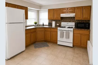 95 Street, Howard Beach, NY 11414 - Photo 2