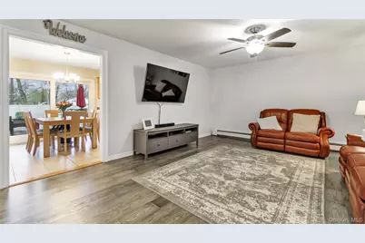 33 Spencer Lane, Stony Brook, NY 11790 - Photo 16