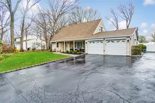 33 Spencer Ln, Stony Brook, NY 11790 - Photo 2