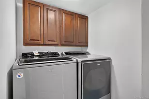 102-38 85th Rd, Richmond Hill, NY 11418 - Photo 20
