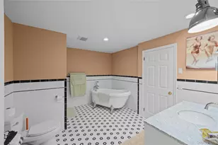 18 Beaver Ln W, Westhampton, NY 11977 - Photo 36