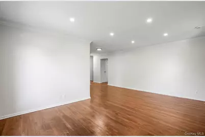 100 Cedar Street #A17, Dobbs Ferry, NY 10522 - Photo 4