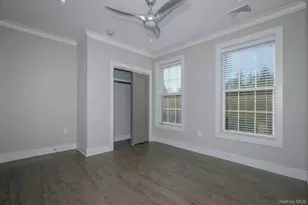 88102 Circle Dr, Central Islip, NY 11722 - Photo 8