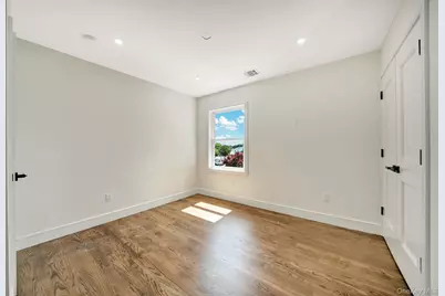 84 Rope Lane, Levittown, NY 11756 - Photo 22