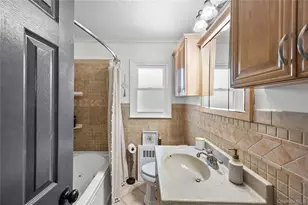 1430 12th St, West Babylon, NY 11704 - Photo 12