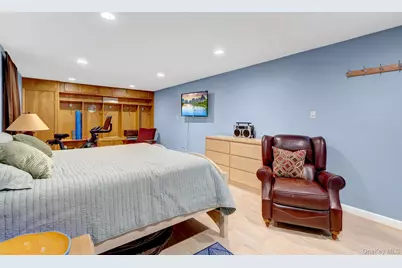 268 Chestnut Street, Port Jefferson Station, NY 11776 - Photo 32