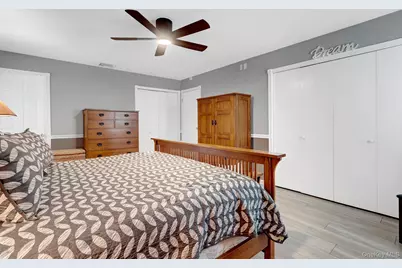 268 Chestnut Street, Port Jefferson Station, NY 11776 - Photo 24
