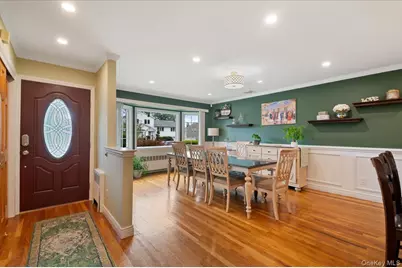 84 Cedar Drive, Farmingdale, NY 11735 - Photo 2
