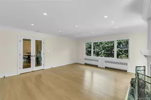 18 Briarcliff Pl, Huntington, NY 11743 - Photo 8