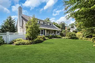18 Briarcliff Pl, Huntington, NY 11743 - Photo 2