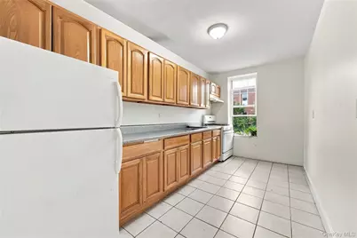 35-02 Ditmars Boulevard #2FL, Astoria, NY 11105 - Photo 4