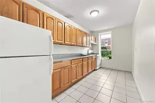 35-02 Ditmars Blvd, Astoria, NY 11105 - Photo 4