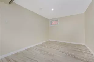 135-50 234th St, Rosedale, NY 11422 - Photo 32
