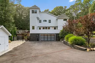 12 Seaside Dr, Port Jefferson, NY 11777 - Photo 50