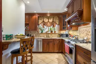 130-35 229th St, Springfield Gardens, NY 11413 - Photo 18