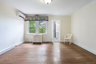 130-35 229th St, Springfield Gardens, NY 11413 - Photo 26