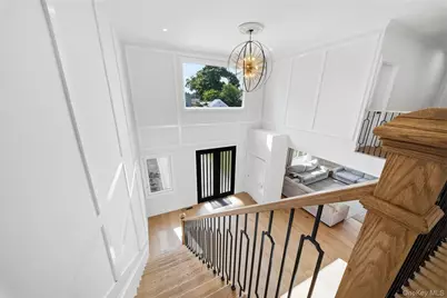 9 Vista Lane, Levittown, NY 11756 - Photo 20