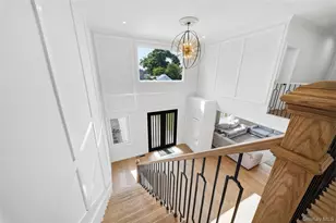 9 Vista Ln, Levittown, NY 11756 - Photo 20