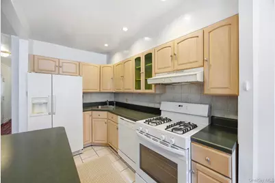 32-23 41st Street, Astoria, NY 11103 - Photo 8