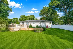 40 Avenue A, Holbrook, NY 11741 - Photo 24