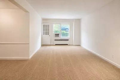 280 Collins Avenue #3i, Mount Vernon, NY 10552 - Photo 8