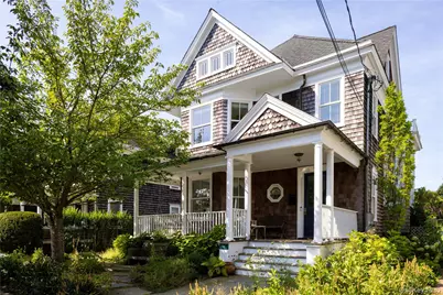 611 1st Street, Greenport, NY 11944 - Photo 2