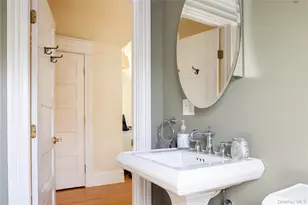 611 1st St, Greenport, NY 11944 - Photo 18
