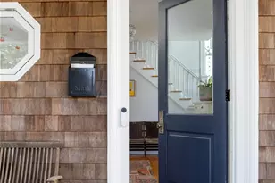611 1st St, Greenport, NY 11944 - Photo 22