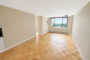 27110 Grand Central Pkwy, Floral Park, NY 11005 - Photo 2