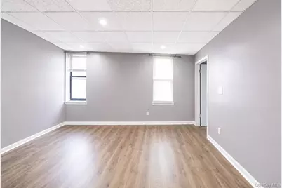 6419 Myrtle Avenue, Ridgewood, NY 11385 - Photo 20