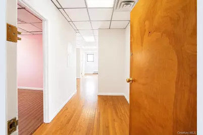 6419 Myrtle Avenue, Ridgewood, NY 11385 - Photo 22