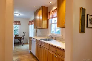 67 E Willow St, Beacon, NY 12508 - Photo 10