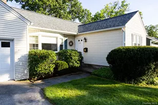 67 E Willow St, Beacon, NY 12508 - Photo 2