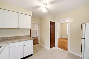 19 Sunset Ave, Glen Cove, NY 11542 - Photo 10