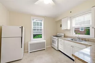 19 Sunset Ave, Glen Cove, NY 11542 - Photo 8