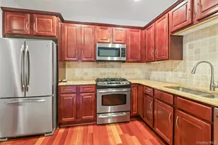 212 Trump Park, Shrub Oak, NY 10588 - Photo 8