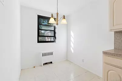 15-35 160 Street #6-160, Whitestone, NY 11357 - Photo 8