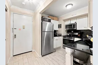 55 Monroe Boulevard #5-R, Long Beach, NY 11561 - Photo 6