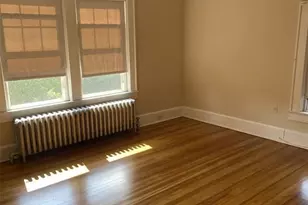 28 Ellwood St, Glen Cove, NY 11542 - Photo 6
