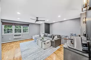 4715 Wilshire Ln, Oakdale, NY 11769 - Photo 12